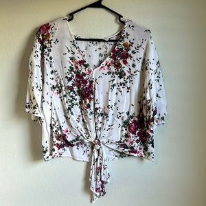 Floral tie front crop top